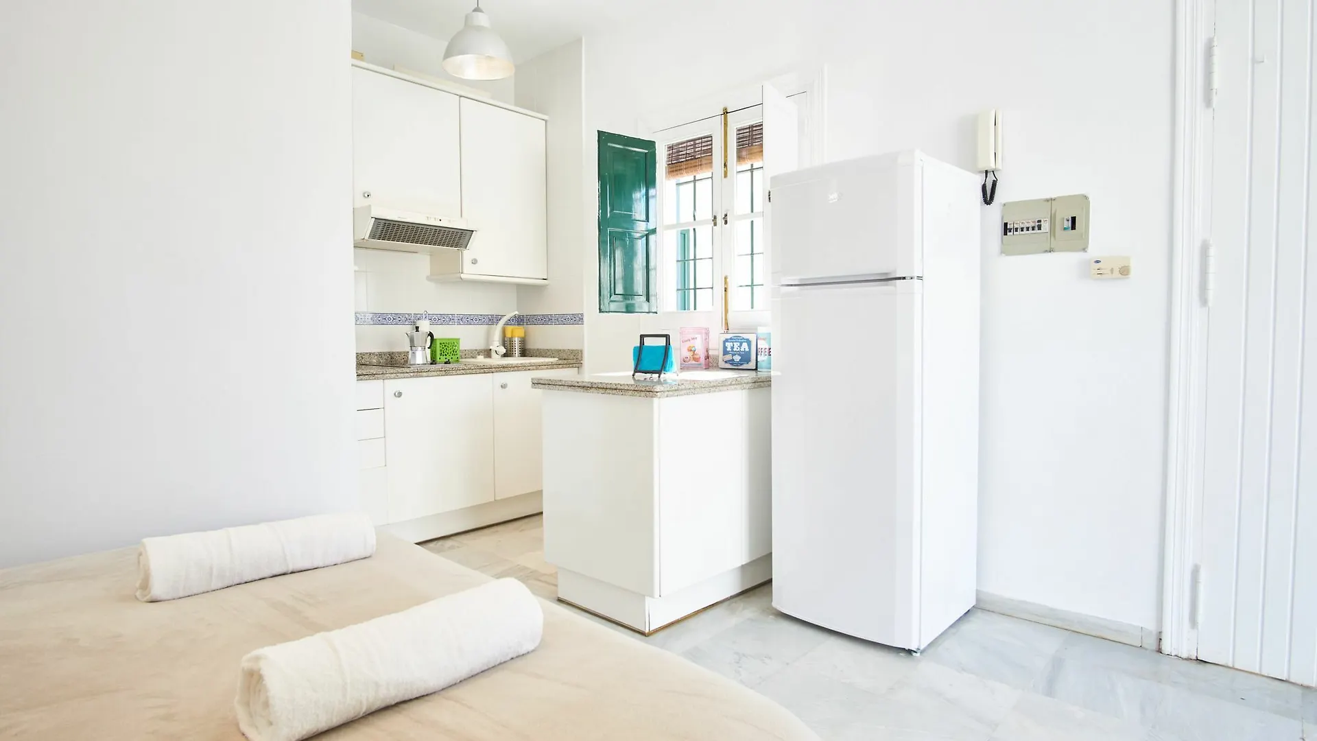 Loft Con Terraza Privada Y Parking Apartment Seville Spain